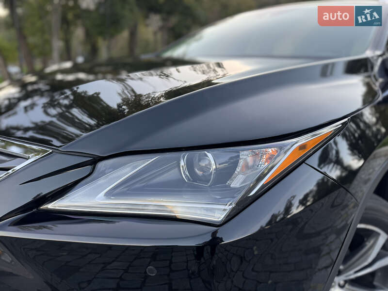 Внедорожник / Кроссовер Lexus RX 2016 в Киеве