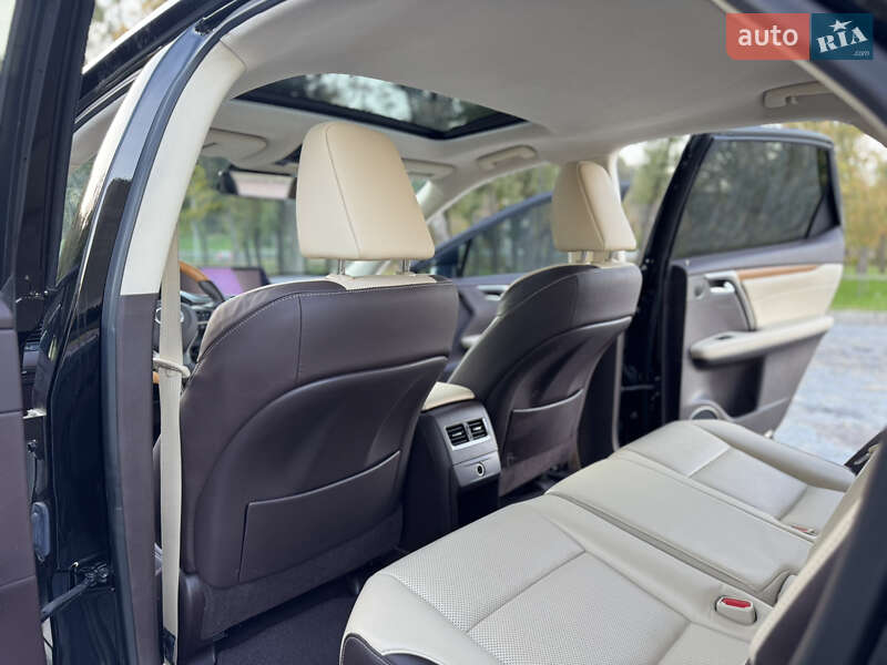 Внедорожник / Кроссовер Lexus RX 2016 в Киеве