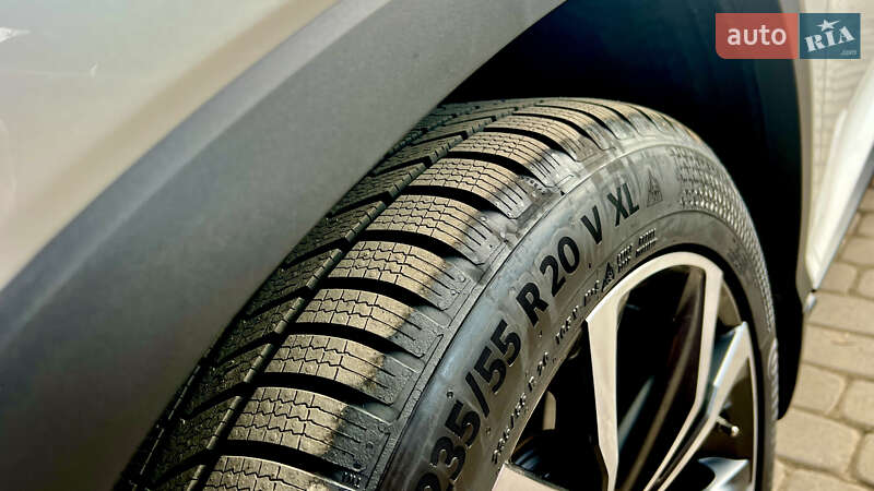 Внедорожник / Кроссовер Lexus RX 2021 в Черновцах