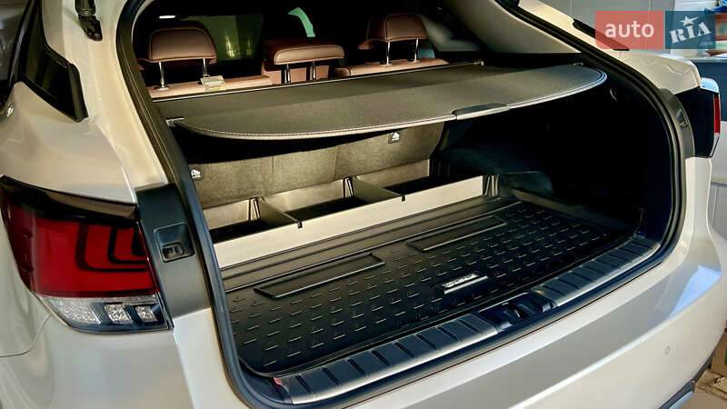 Внедорожник / Кроссовер Lexus RX 2021 в Черновцах