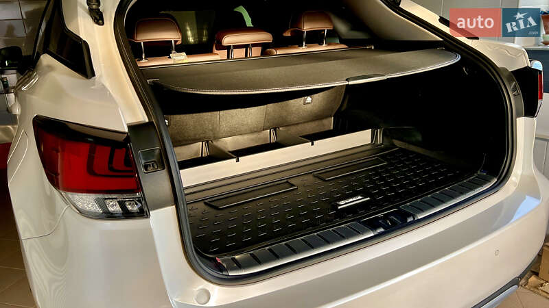 Внедорожник / Кроссовер Lexus RX 2021 в Черновцах