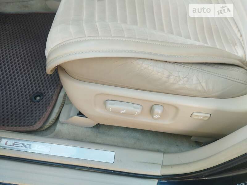 Внедорожник / Кроссовер Lexus RX 2005 в Болграде