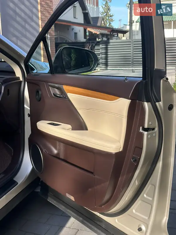 Внедорожник / Кроссовер Lexus RX 2019 в 