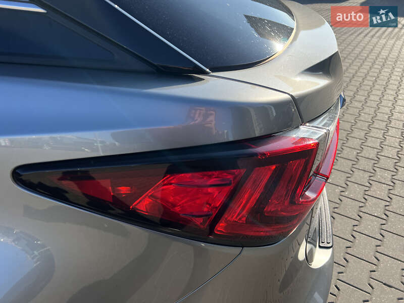 Позашляховик / Кросовер Lexus RX 2020 в Києві