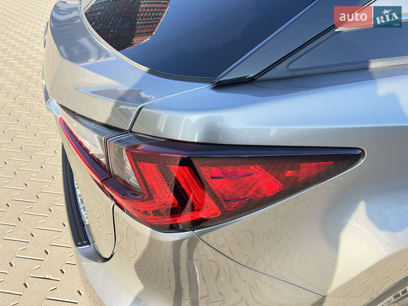 Позашляховик / Кросовер Lexus RX 2020 в Києві