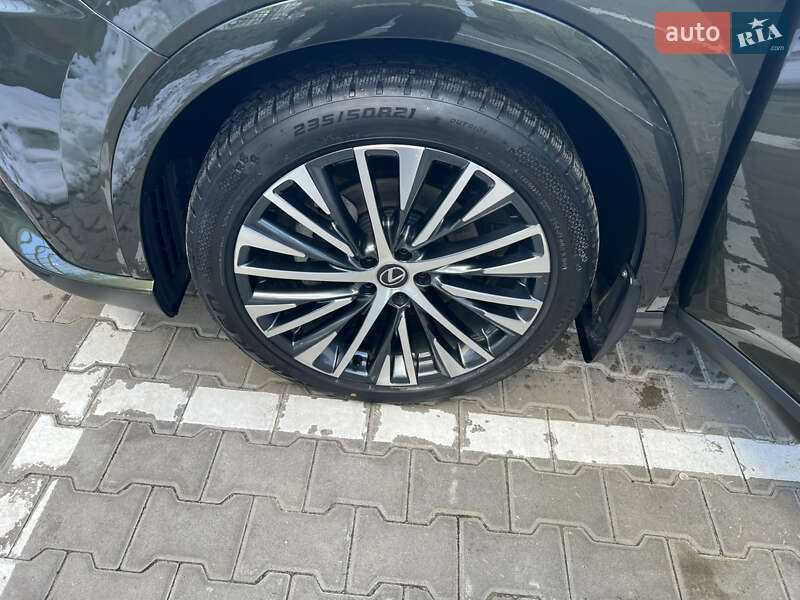 Внедорожник / Кроссовер Lexus RX 2023 в Киеве фото 34 Внедорожник / Кроссовер Lexus RX 2023 в Киеве