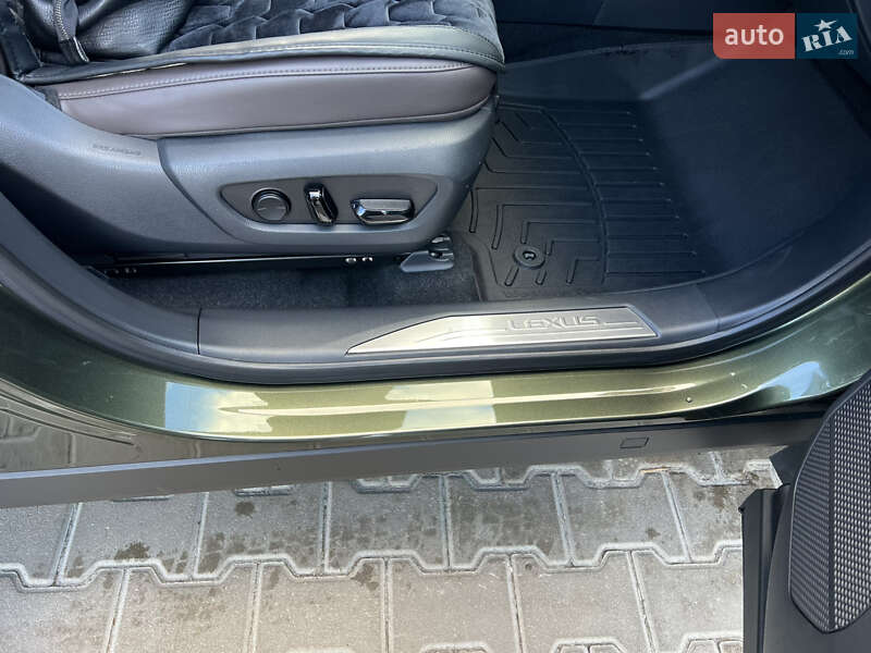 Внедорожник / Кроссовер Lexus RX 2023 в Киеве фото 39 Внедорожник / Кроссовер Lexus RX 2023 в Киеве