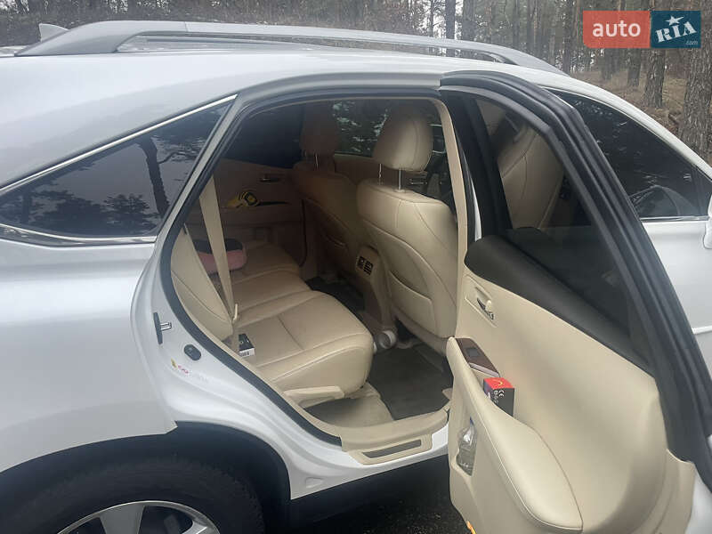 Позашляховик / Кросовер Lexus RX 2015 в Києві