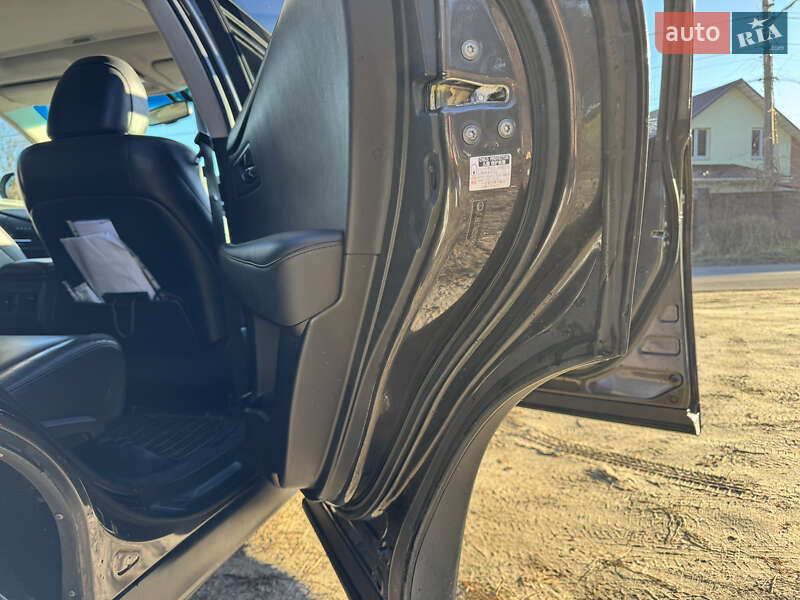 Внедорожник / Кроссовер Lexus RX 2010 в Киеве