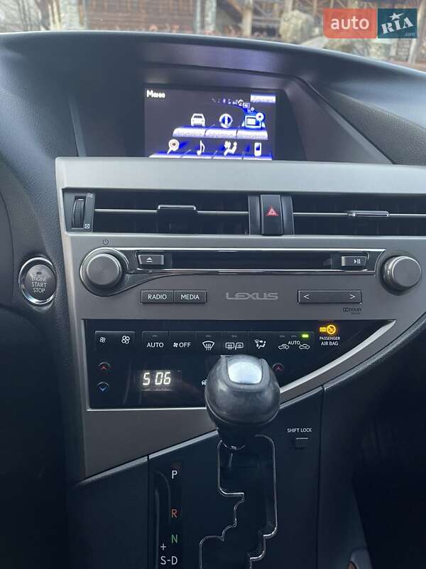 Внедорожник / Кроссовер Lexus RX 2014 в Долине