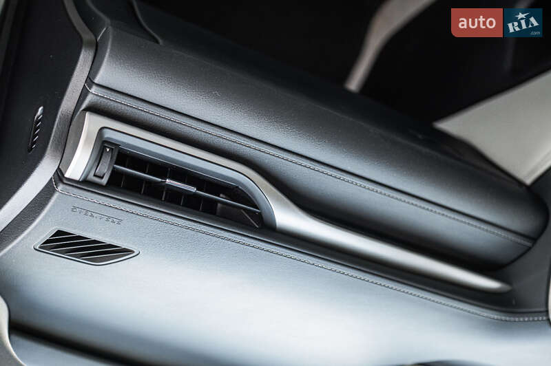 Внедорожник / Кроссовер Lexus RX 2018 в Одессе фото 25 Внедорожник / Кроссовер Lexus RX 2018 в Одессе