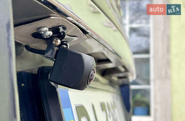 Внедорожник / Кроссовер Lexus RX 2003 в 