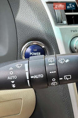 Внедорожник / Кроссовер Lexus RX 2010 в 