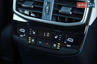Внедорожник / Кроссовер Lexus RX 2023 в 