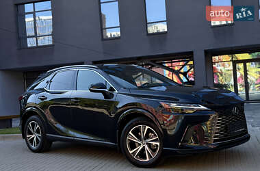 Позашляховик / Кросовер Lexus RX 2024 в 