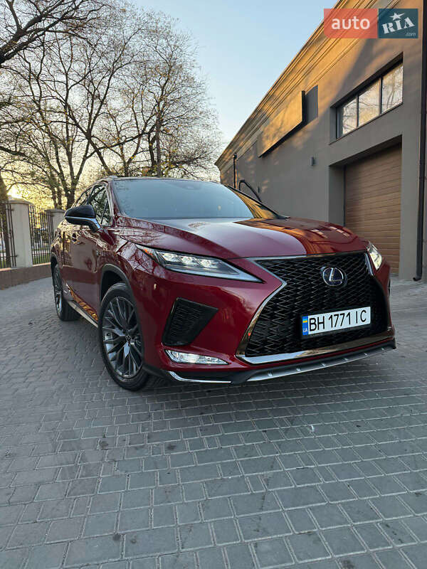 Lexus RX 2021