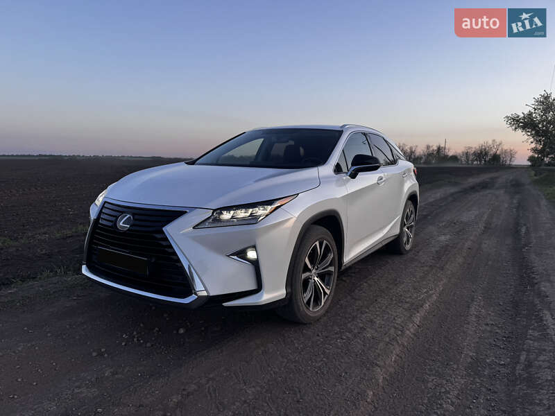 Позашляховик / Кросовер Lexus RX 2017 в 