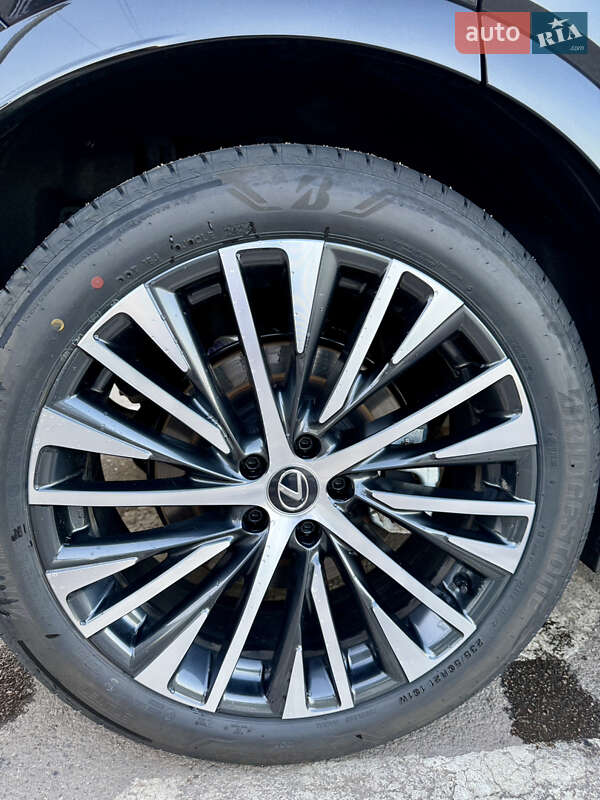 Позашляховик / Кросовер Lexus RX 2024 в Харкові