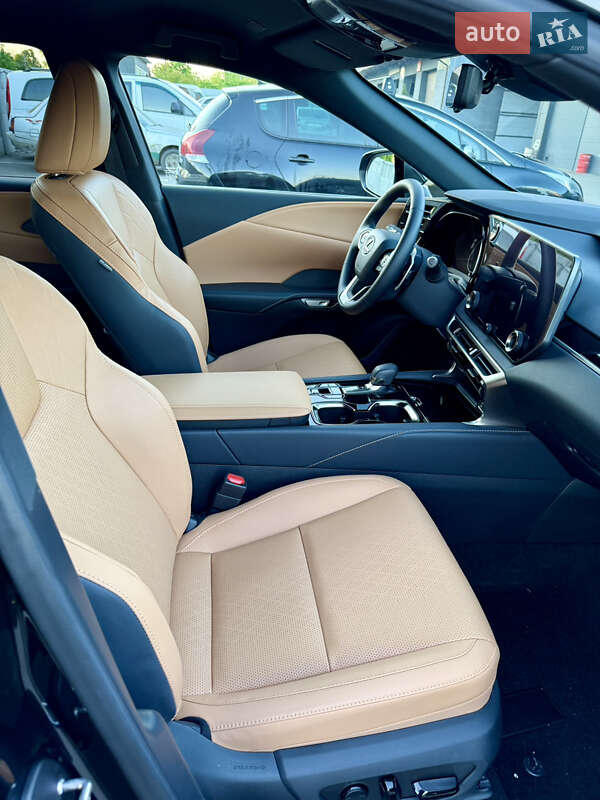 Позашляховик / Кросовер Lexus RX 2024 в Харкові