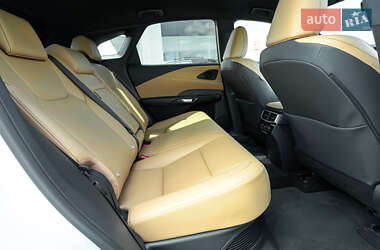 Внедорожник / Кроссовер Lexus RX 2023 в 