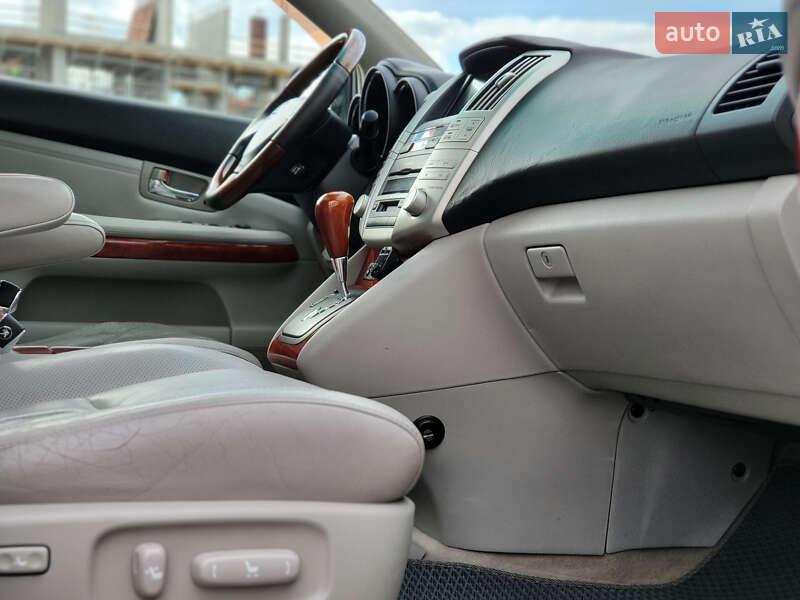 Внедорожник / Кроссовер Lexus RX 2005 в Киеве