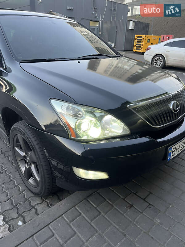 Внедорожник / Кроссовер Lexus RX 2004 в Березанке
