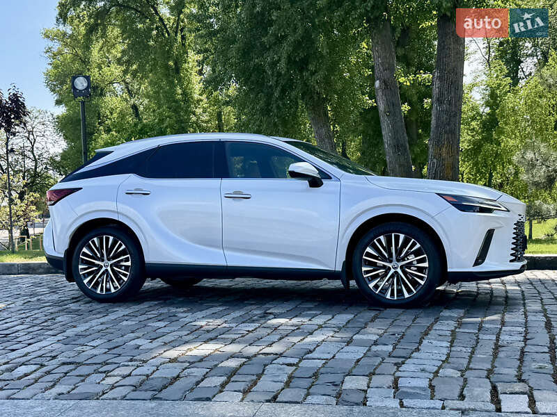 Внедорожник / Кроссовер Lexus RX 2023 в Киеве