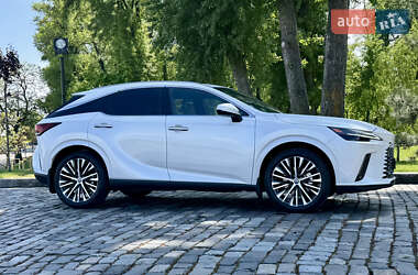Внедорожник / Кроссовер Lexus RX 2023 в 