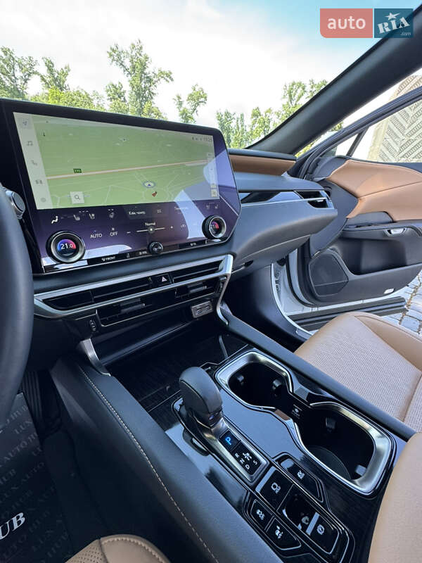 Внедорожник / Кроссовер Lexus RX 2023 в Киеве