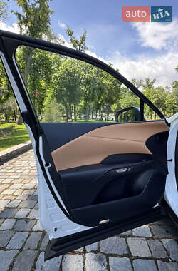 Внедорожник / Кроссовер Lexus RX 2023 в 