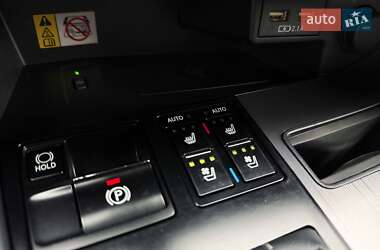 Внедорожник / Кроссовер Lexus RX 2020 в 