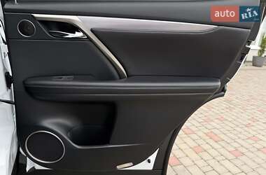 Внедорожник / Кроссовер Lexus RX 2020 в 