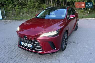 Позашляховик / Кросовер Lexus RX 2023 в 