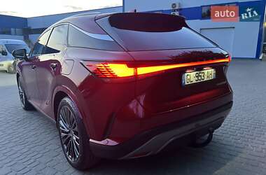 Позашляховик / Кросовер Lexus RX 2023 в 