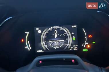 Позашляховик / Кросовер Lexus RX 2023 в 