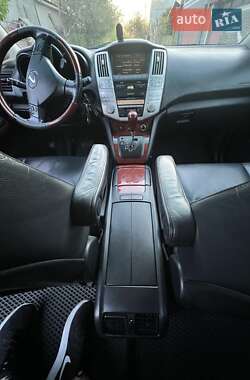 Внедорожник / Кроссовер Lexus RX 2006 в 