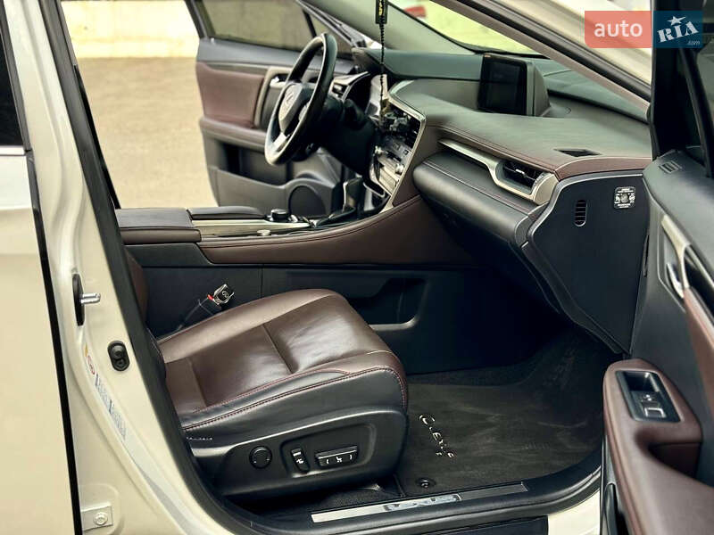 Позашляховик / Кросовер Lexus RX 2019 в Дніпрі