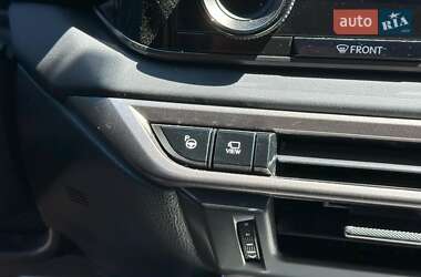 Внедорожник / Кроссовер Lexus RX 2023 в 