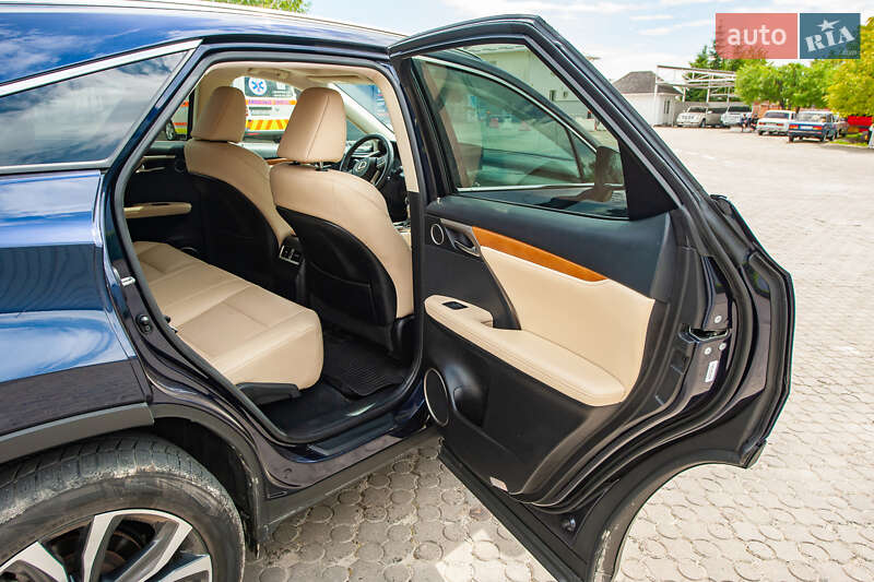 Внедорожник / Кроссовер Lexus RX 2021 в Черновцах