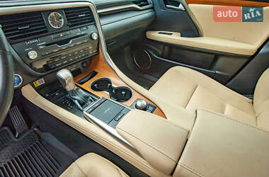 Внедорожник / Кроссовер Lexus RX 2021 в 