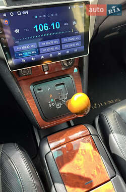 Внедорожник / Кроссовер Lexus RX 2007 в 