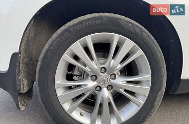 Внедорожник / Кроссовер Lexus RX 2012 в 
