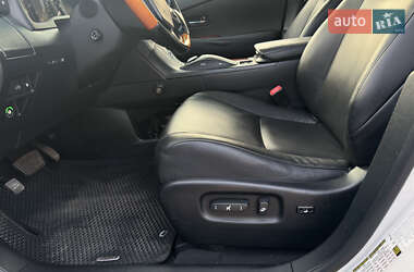 Внедорожник / Кроссовер Lexus RX 2012 в 