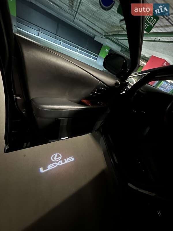 Внедорожник / Кроссовер Lexus RX 2010 в Киеве