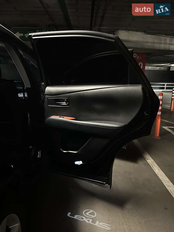 Внедорожник / Кроссовер Lexus RX 2010 в Киеве