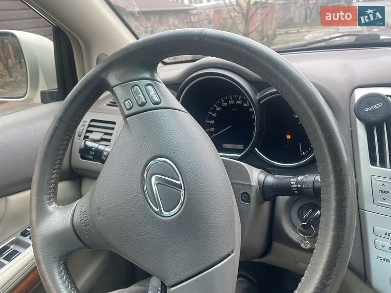 Позашляховик / Кросовер Lexus RX 2005 в Києві