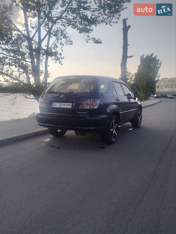 Внедорожник / Кроссовер Lexus RX 2002 в Василькове