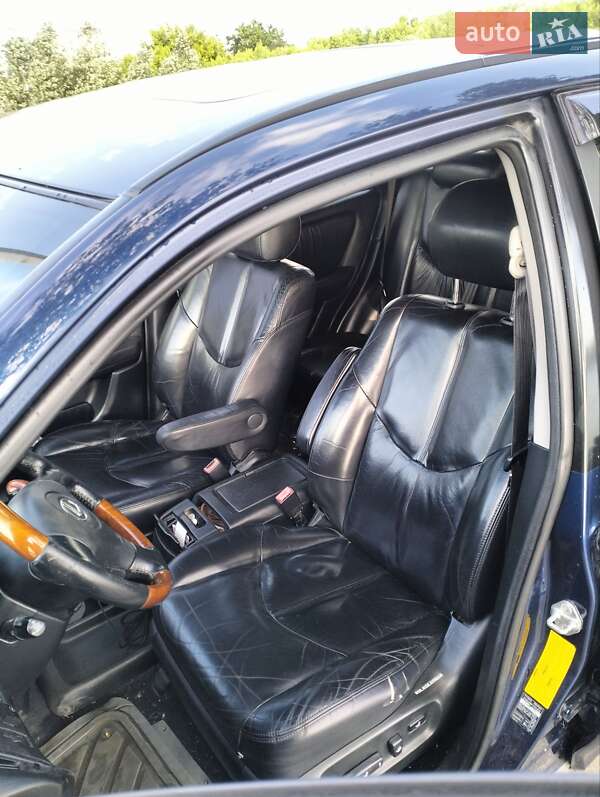 Внедорожник / Кроссовер Lexus RX 2002 в Василькове