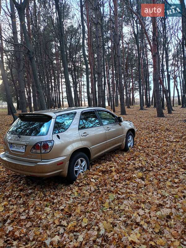 Внедорожник / Кроссовер Lexus RX 2002 в Балте