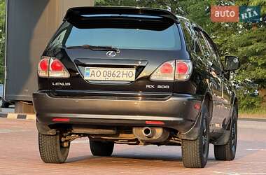 Внедорожник / Кроссовер Lexus RX 2001 в 